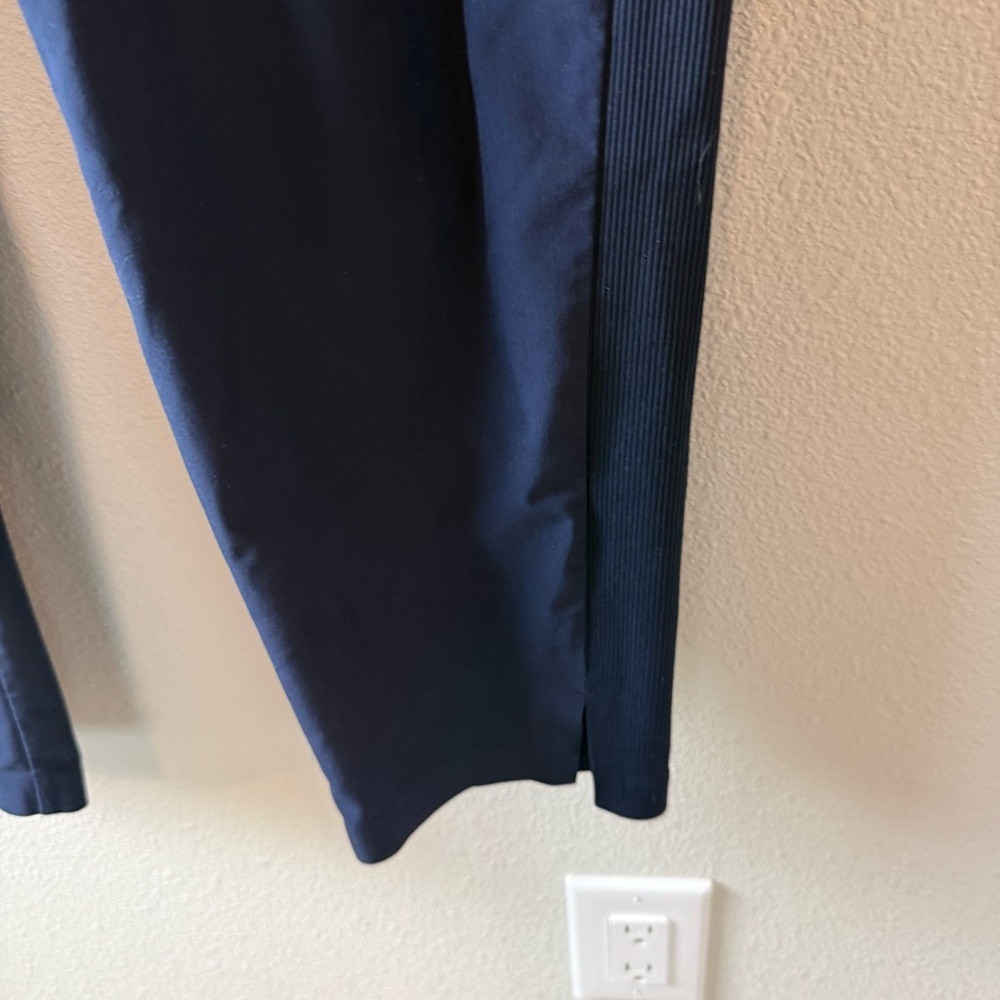 Athleta Brooklyn Ankle Pants Navy Blue Active Athleisure Casual Women 14 Petite - Picture 5 of 10